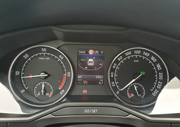 Skoda Superb cena 99900 przebieg: 110637, rok produkcji 2019 z Warszawa małe 466